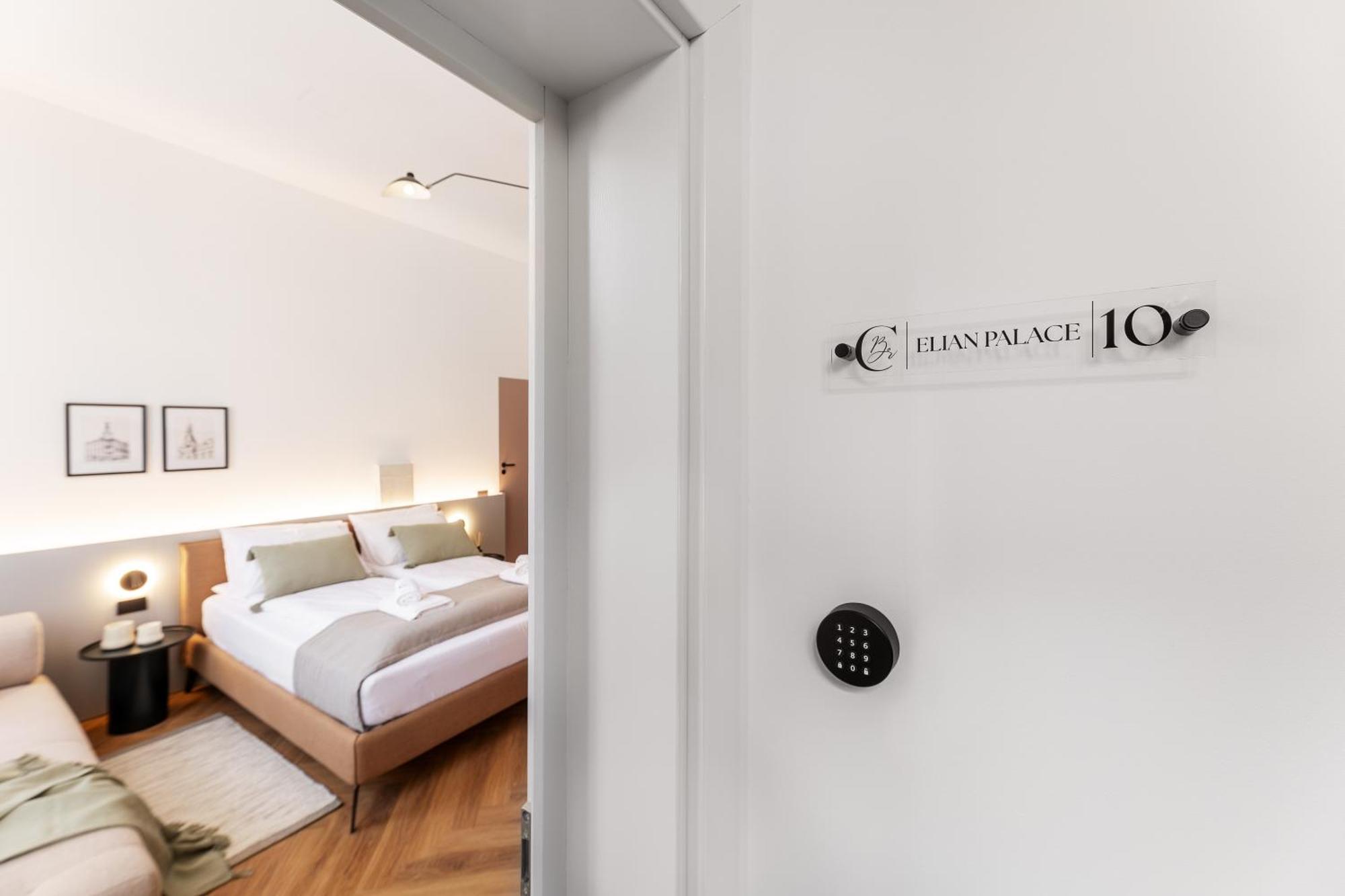 Catalog Boutique Rooms Cluj-Napoca Exterior foto