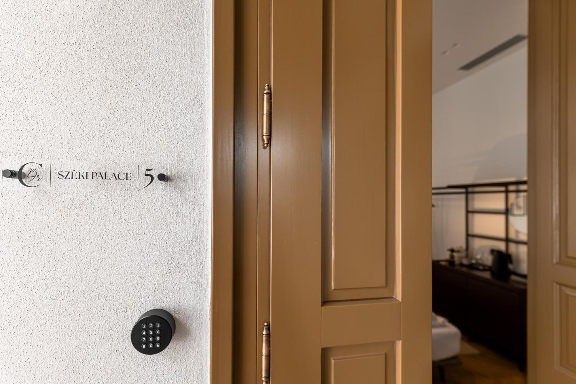 Catalog Boutique Rooms Cluj-Napoca Exterior foto